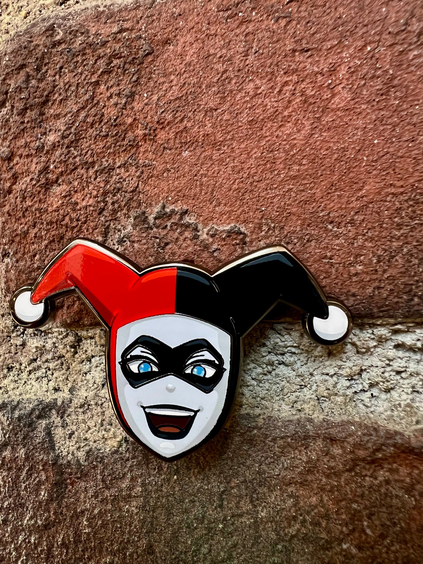 BTAS - Harley Quinn Enamel Pin