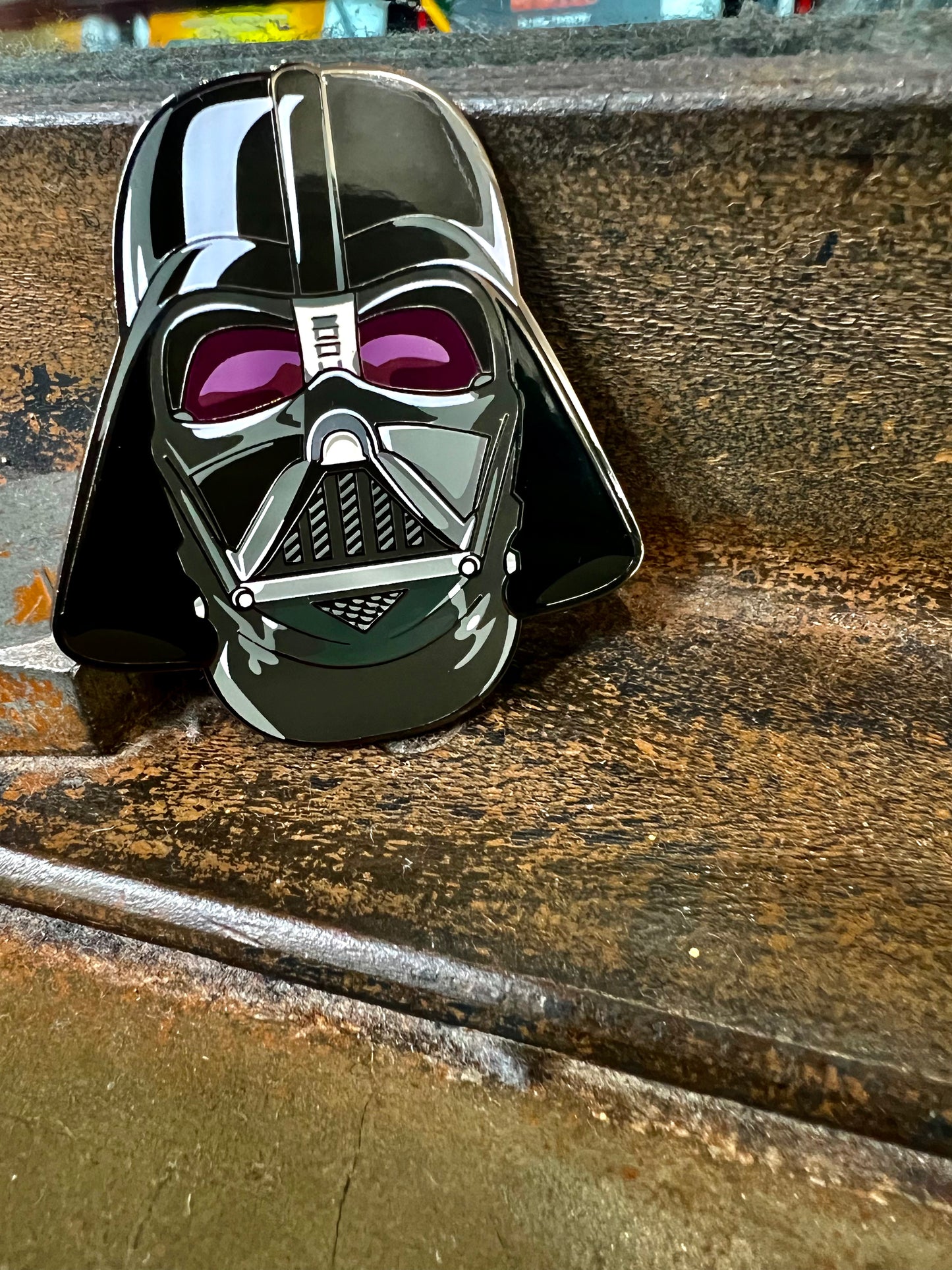 SW - Darth Vader Enamel Pin