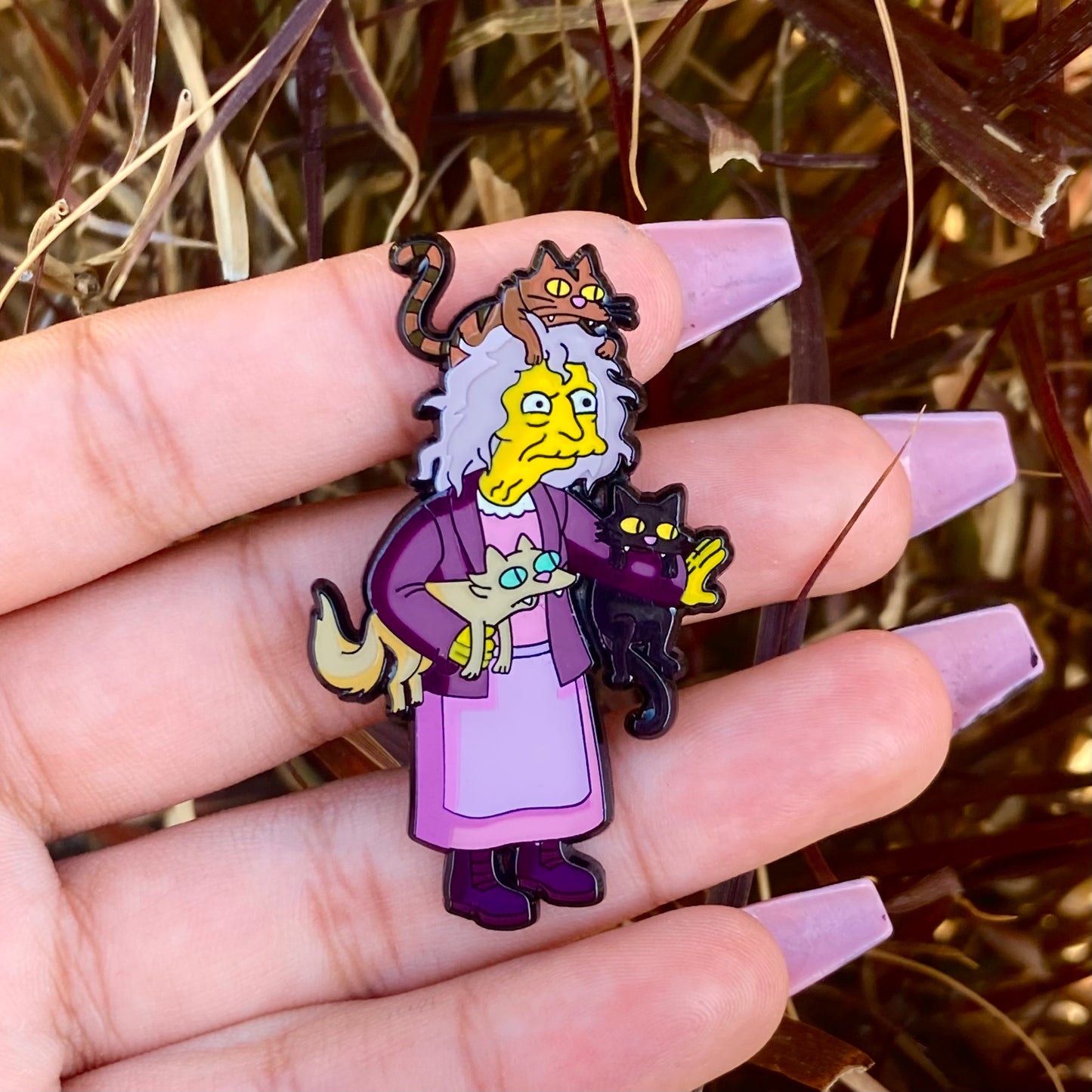Simpsons - Crazy Cat Lady enamel pin