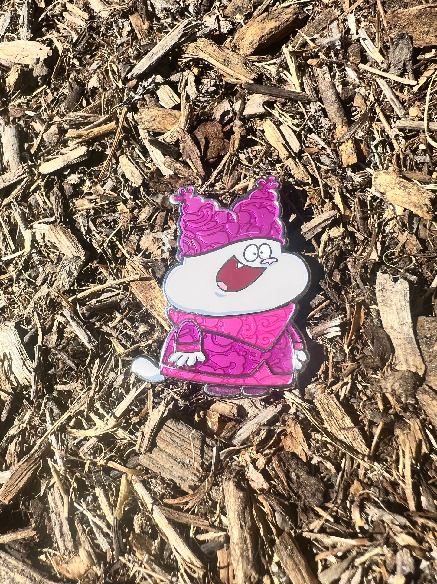 Chowder enamel pin