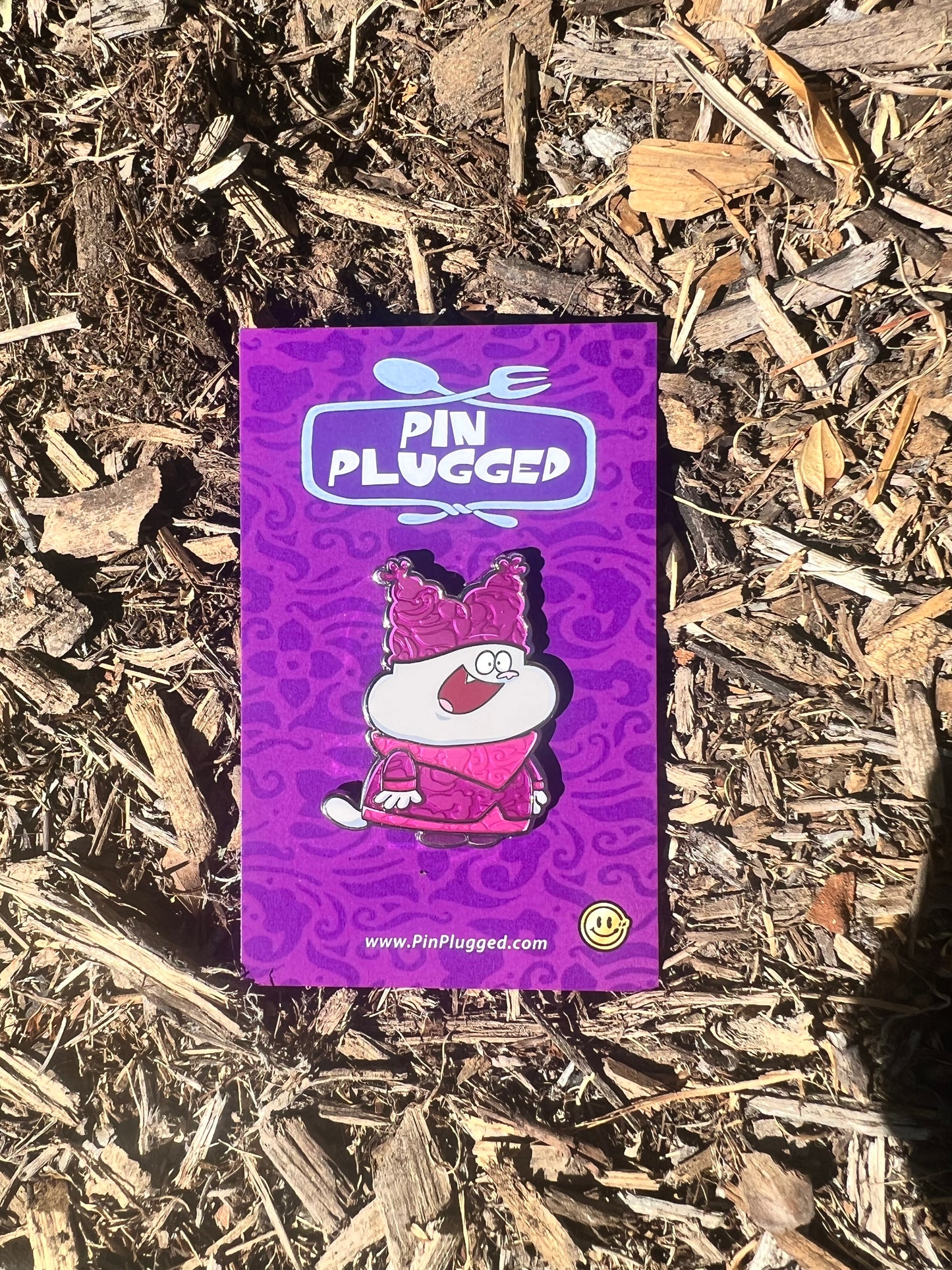Chowder enamel pin